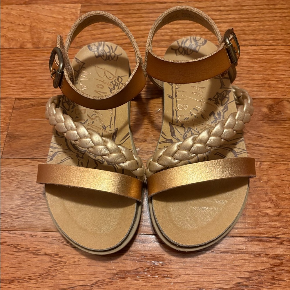 Blowfish Kids Sandals in Gold and Tan